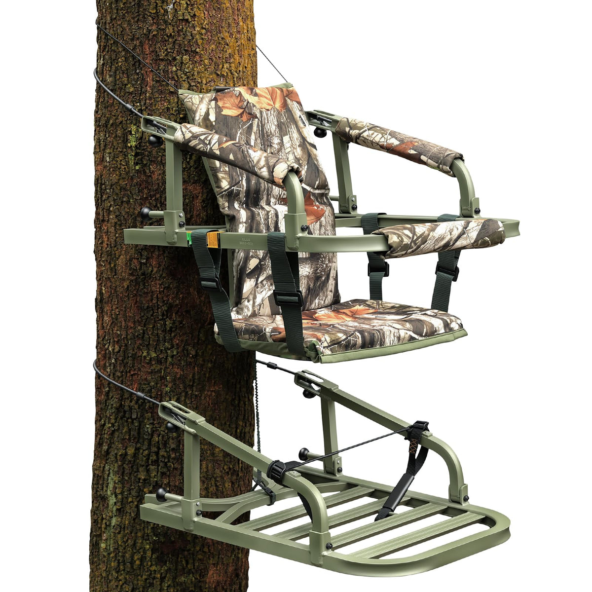 Climbing Tree Stand with Harness and Camo Seat Cushion O362